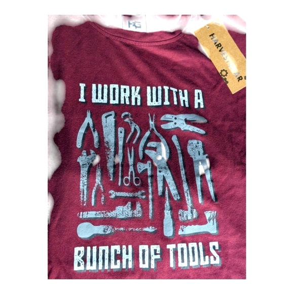 T-shirt. 2XL. Burgundy. "I Work With A Bunch Of Tools". Harvest Garden. NWT. - Picture 4 of 8